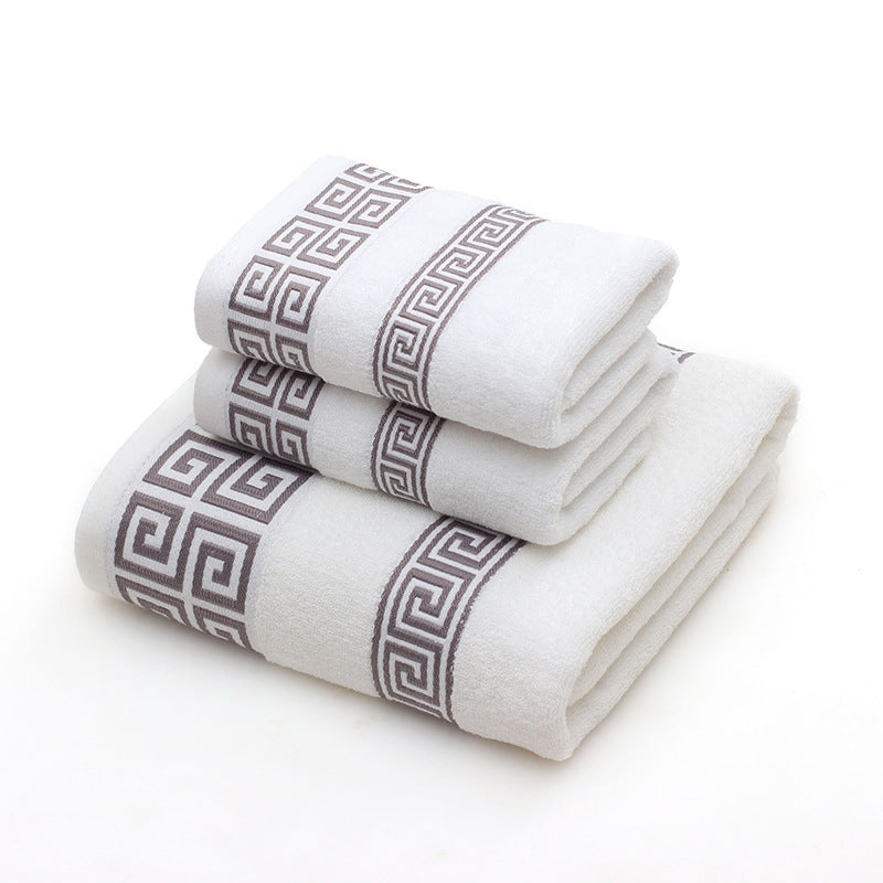 🎁🧴 Set de Toallas Premium en Caja de Regalo – 3 Piezas 💎🛁