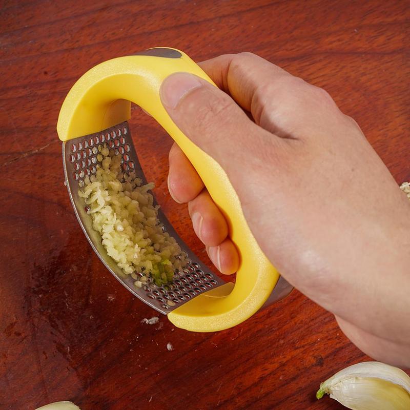 Prensador de ajo de acero inoxidable — Herramienta manual ergonómica