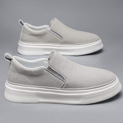 Zapatos casuales slip-on para hombre — Cuero vacuno transpirable y diseño ligero