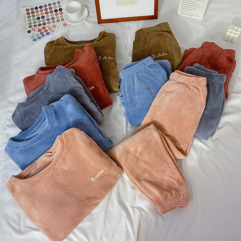 Pijama de mujer coral velvet — Conjunto cálido y suave de dos piezas