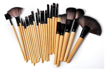Set de 24 Brochas de Maquillaje Profesional con Bolsa de Almacenamiento