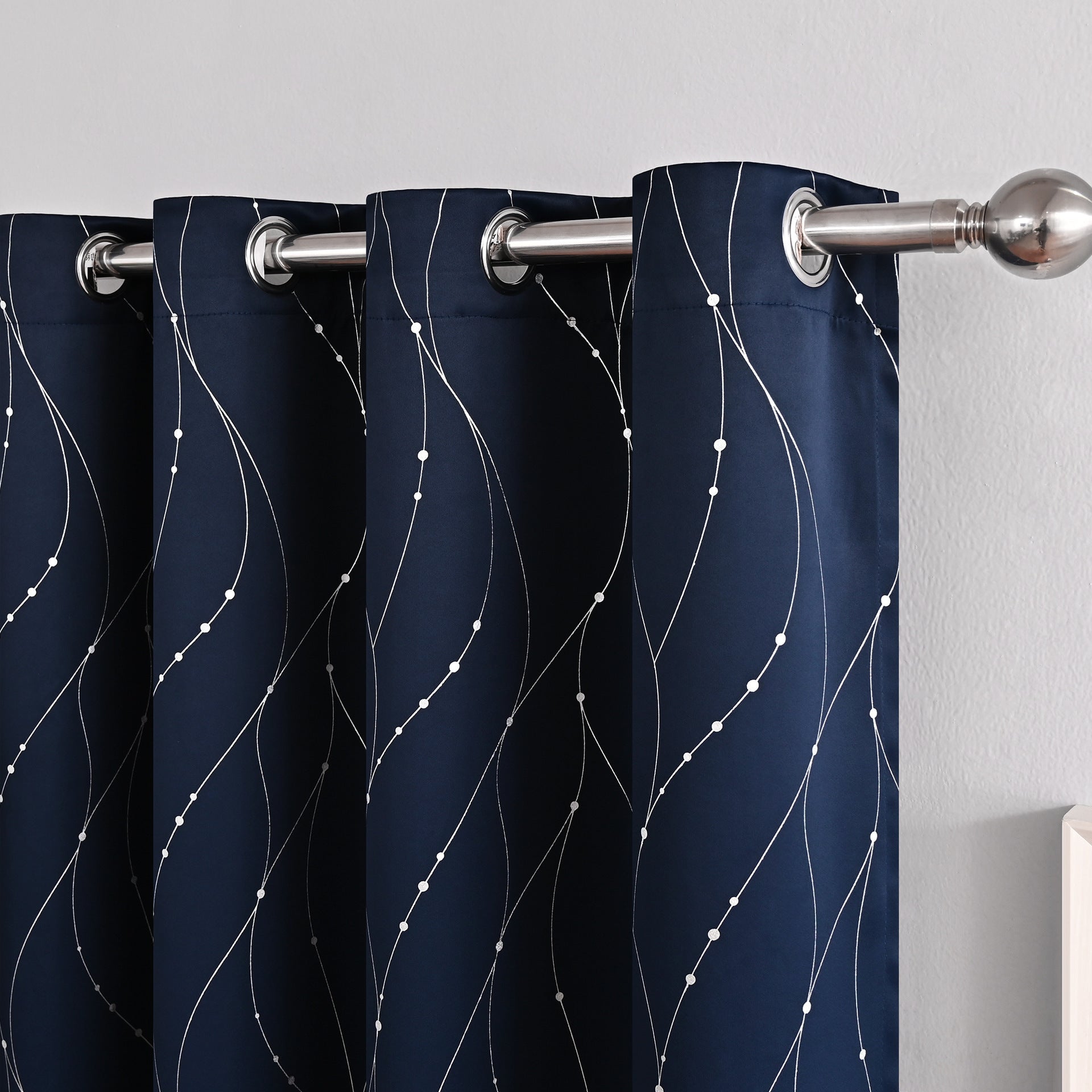 Cortinas Opacas Modernas Minimalistas – Diseño Elegante y Bloqueo de Luz Eficaz