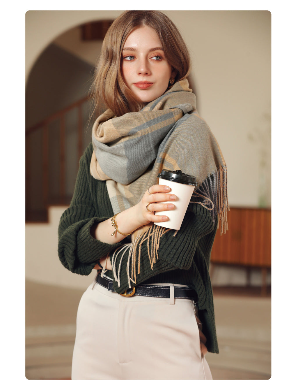 Bufanda de invierno para mujer de imitación cashmere con textura gruesa, diseño largo con flecos y tejido suave para mantener el calor.