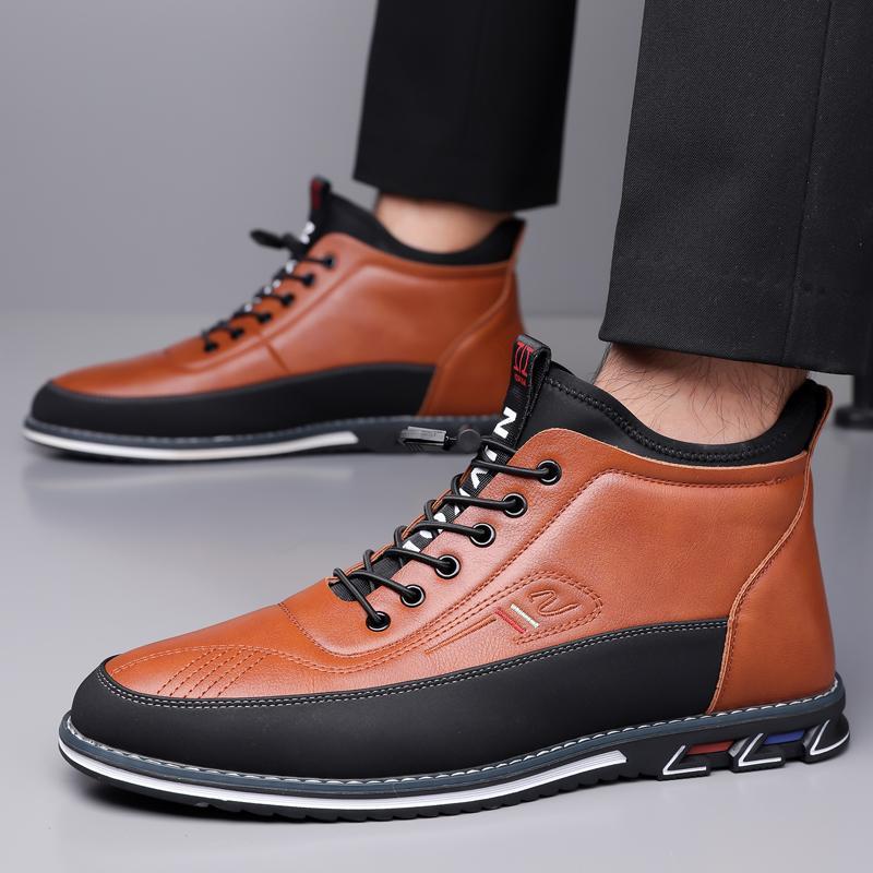 Zapatos de hombre estilo business — Diseño casual con cadena decorativa y forro cálido