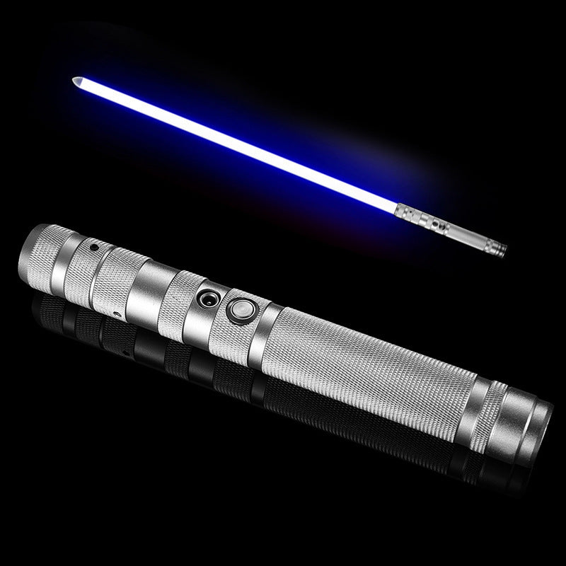 Espada Láser RGB 2 en 1 con Sonido y Luces LED – Recargable por USB