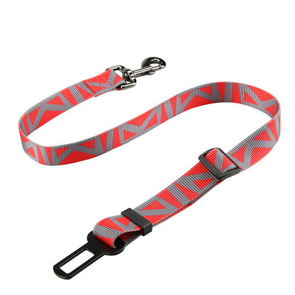 Cinturón de seguridad ajustable para perros – Nylon resistente y compatible con vehículos