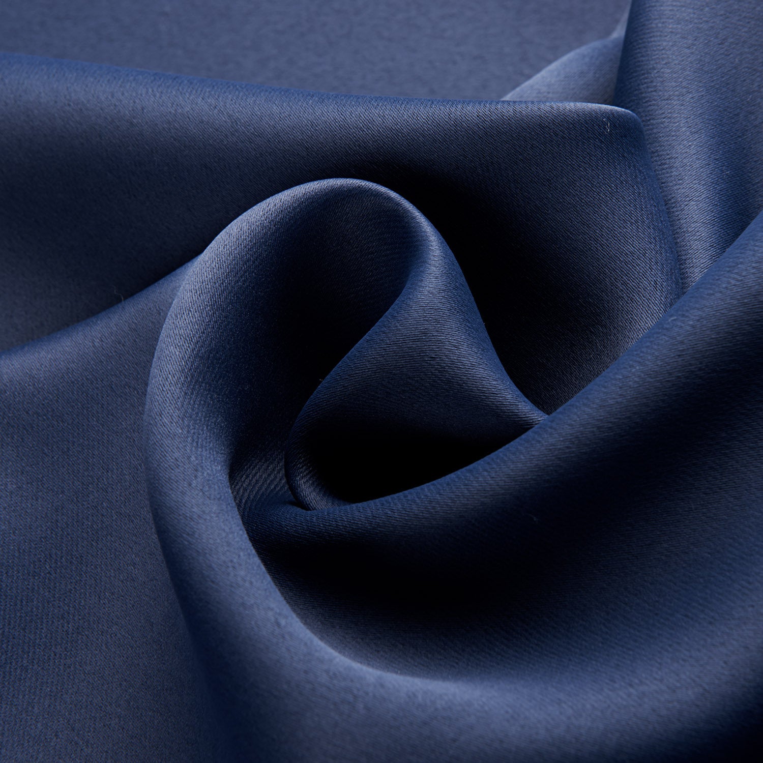 Cortinas Opacas Modernas Azul Oscuro – Tejido Blackout con Estilo Elegante y Funcional
