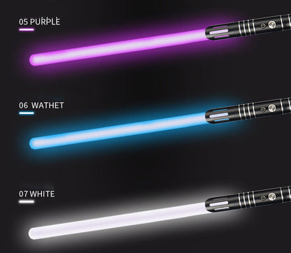 Espada Láser RGB 2 en 1 con Sonido y Luces LED – Recargable por USB