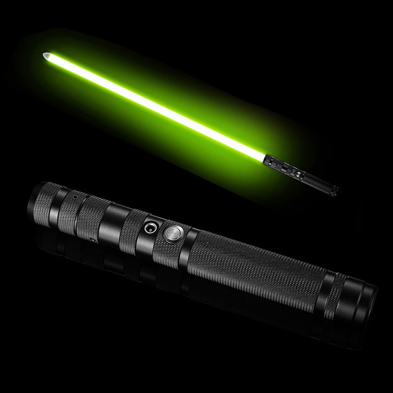 Espada Láser RGB 2 en 1 con Sonido y Luces LED – Recargable por USB