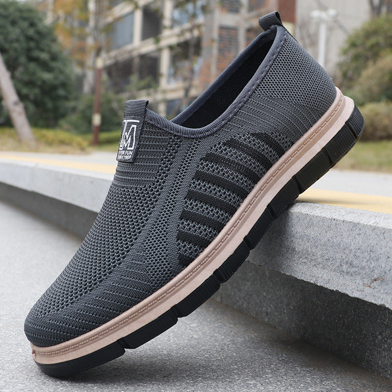 Zapatillas slip-on para hombre — Diseño casual con suela blanda y punta redonda