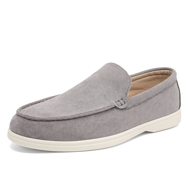 Mocasines slip-on de gamuza para hombre — Diseño cómodo con punta redonda y suela plana