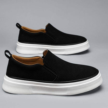 Zapatos casuales slip-on para hombre — Cuero vacuno transpirable y diseño ligero