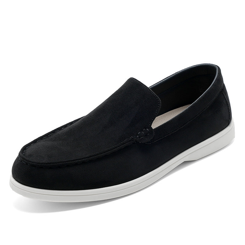 Mocasines slip-on de gamuza para hombre — Diseño cómodo con punta redonda y suela plana