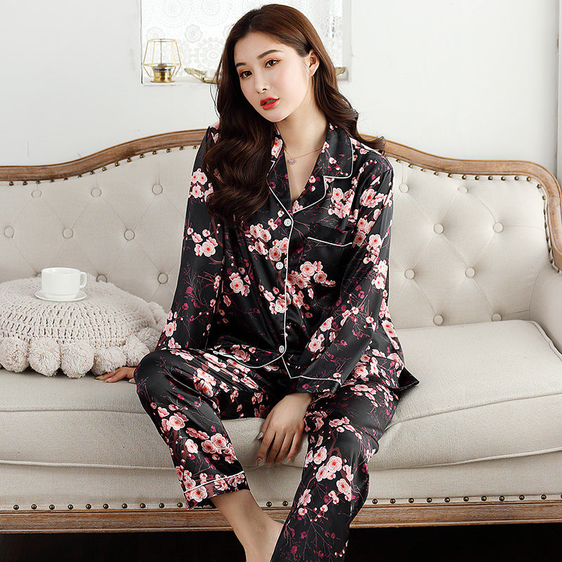 Pijama de mujer en raso floral – Conjunto elegante de dos piezas para casa