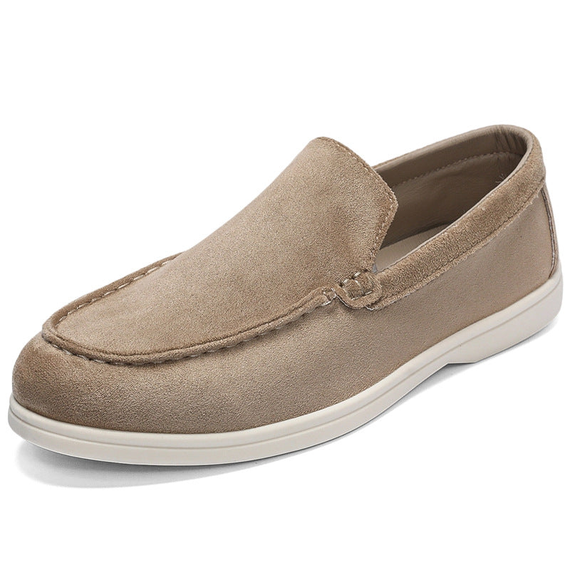 Mocasines slip-on de gamuza para hombre — Diseño cómodo con punta redonda y suela plana