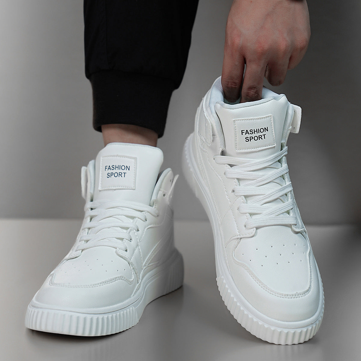 Zapatillas casual para hombre – Diseño versátil en color blanco