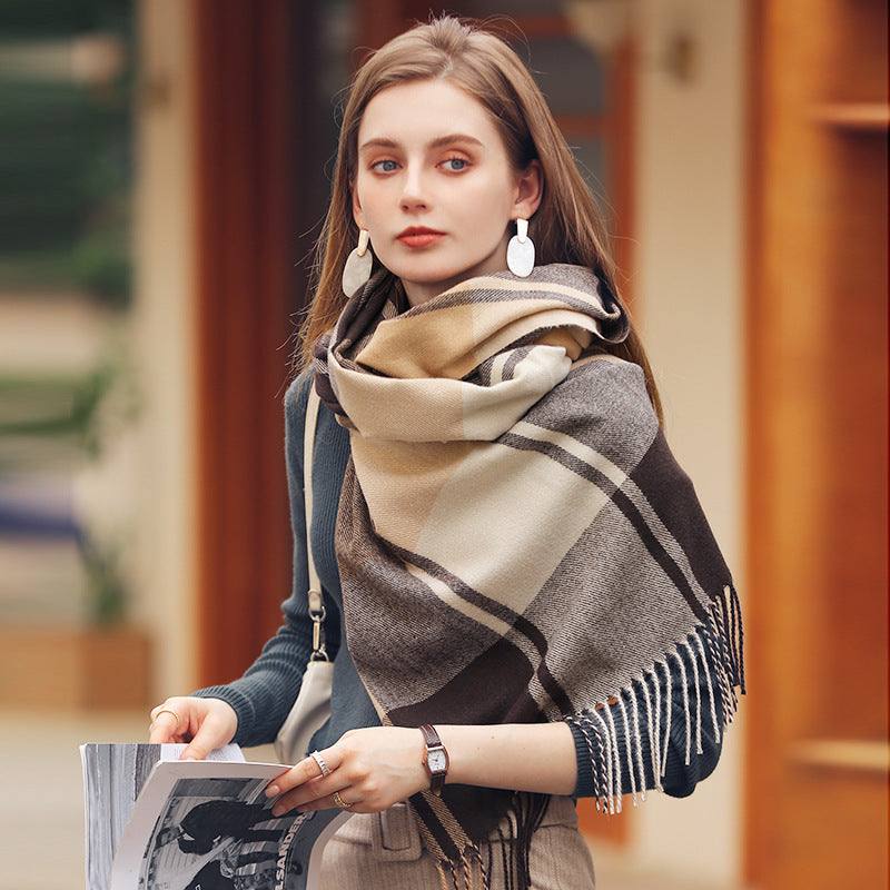 Bufanda de invierno para mujer de imitación cashmere con textura gruesa, diseño largo con flecos y tejido suave para mantener el calor.