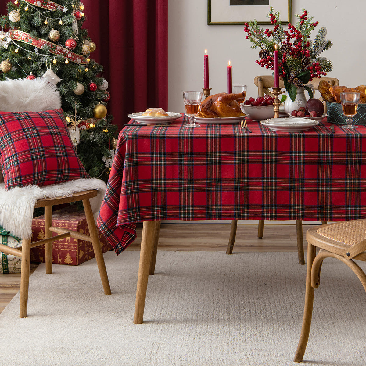 Mantel navideño nórdico de poliéster con diseño a cuadros y copos de nieve disponible en varios tamaños para decoración de mesa