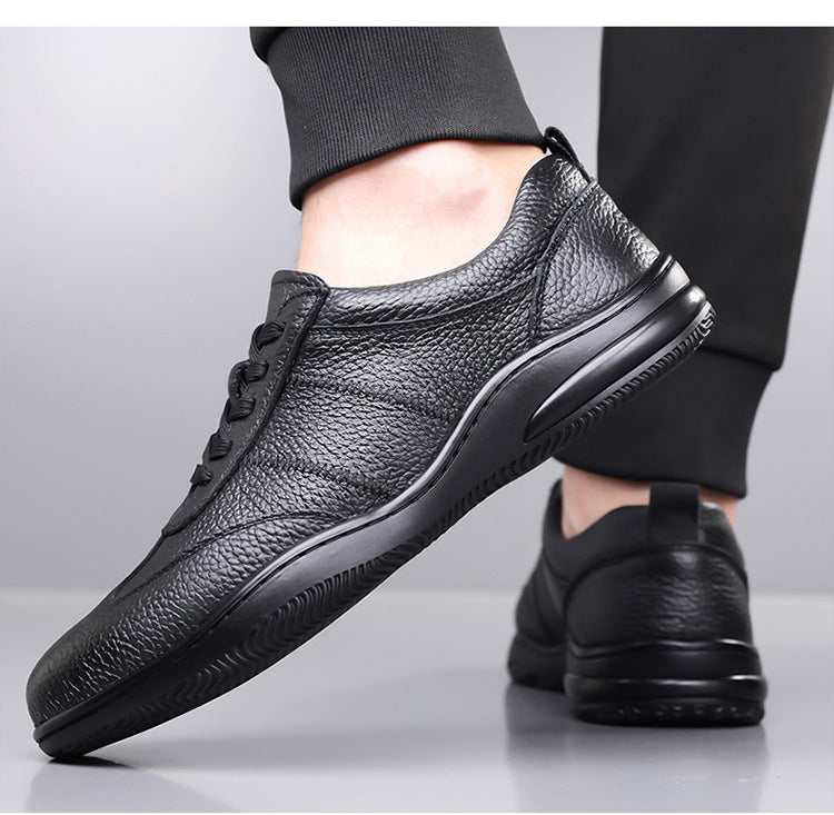 Zapatos casuales de hombre — Estilo coreano en cuero de primera capa con perforaciones modernas