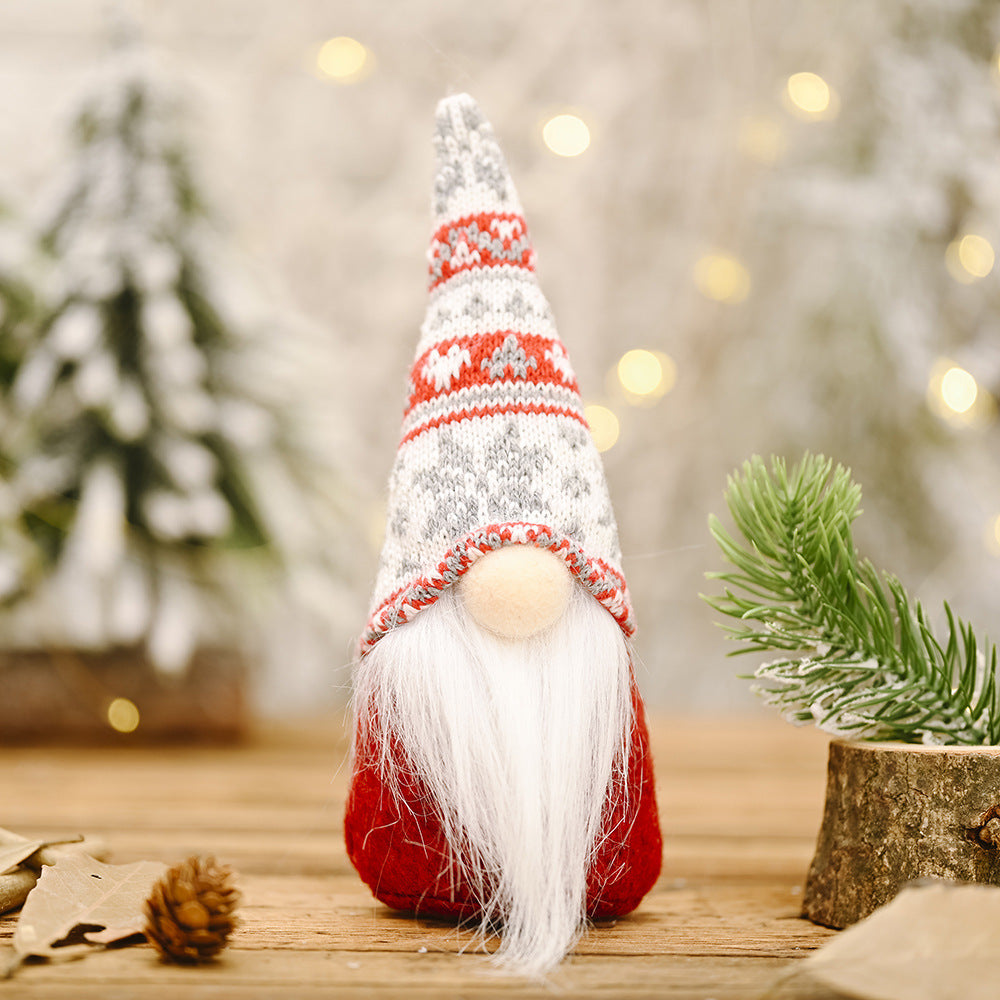 Muñeco decorativo navideño forestal de tejido no tejido con gorro de copos de nieve y tamaño compacto para interiores