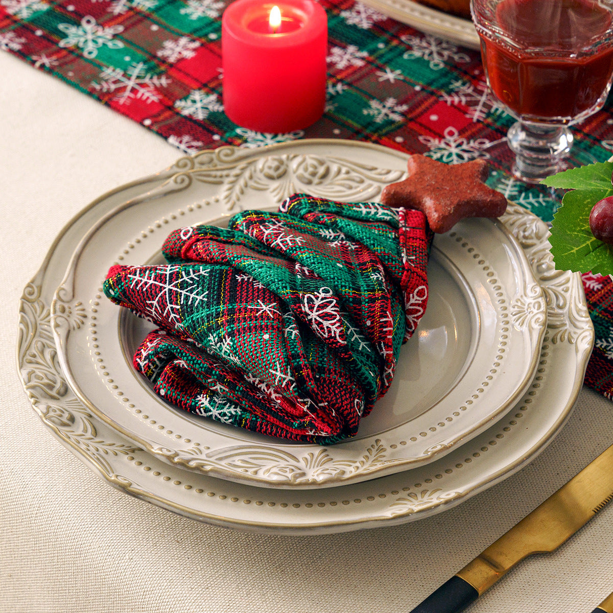 Camino de mesa navideño nórdico de PET con diseño a cuadros en varios colores y tamaños para decoración de comedor