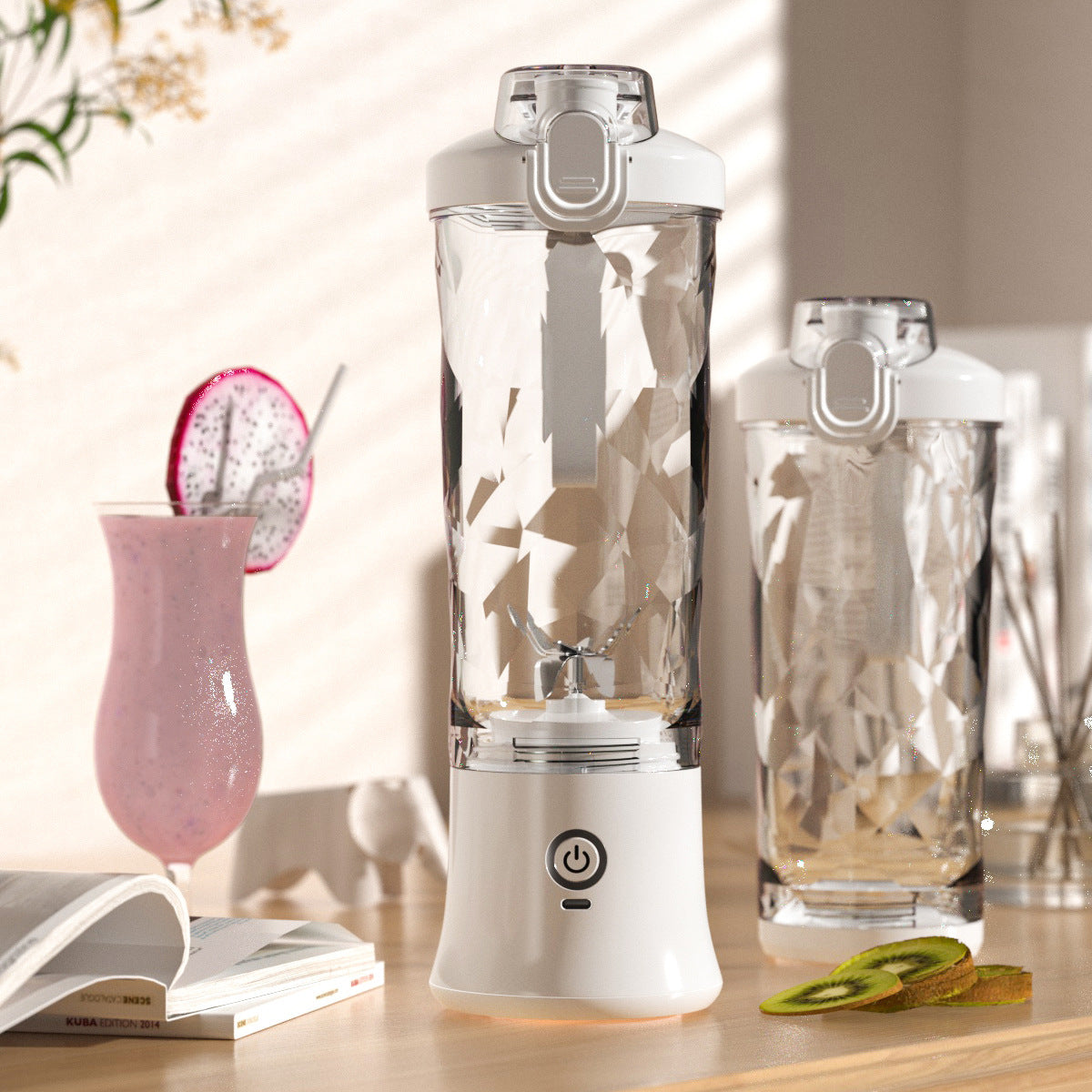 Batidora Portátil 6 Cuchillas – Mini Licuadora Recargable USB Tipo-C 600 ml
