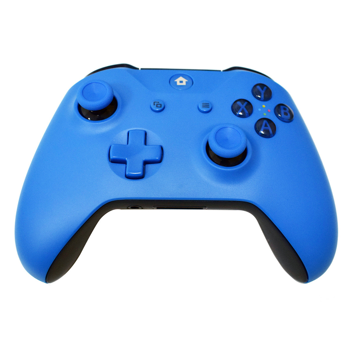 Mando inalámbrico con vibración y diseño ergonómico para juegos en consola.