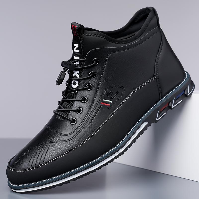 Zapatos de hombre estilo business — Diseño casual con cadena decorativa y forro cálido