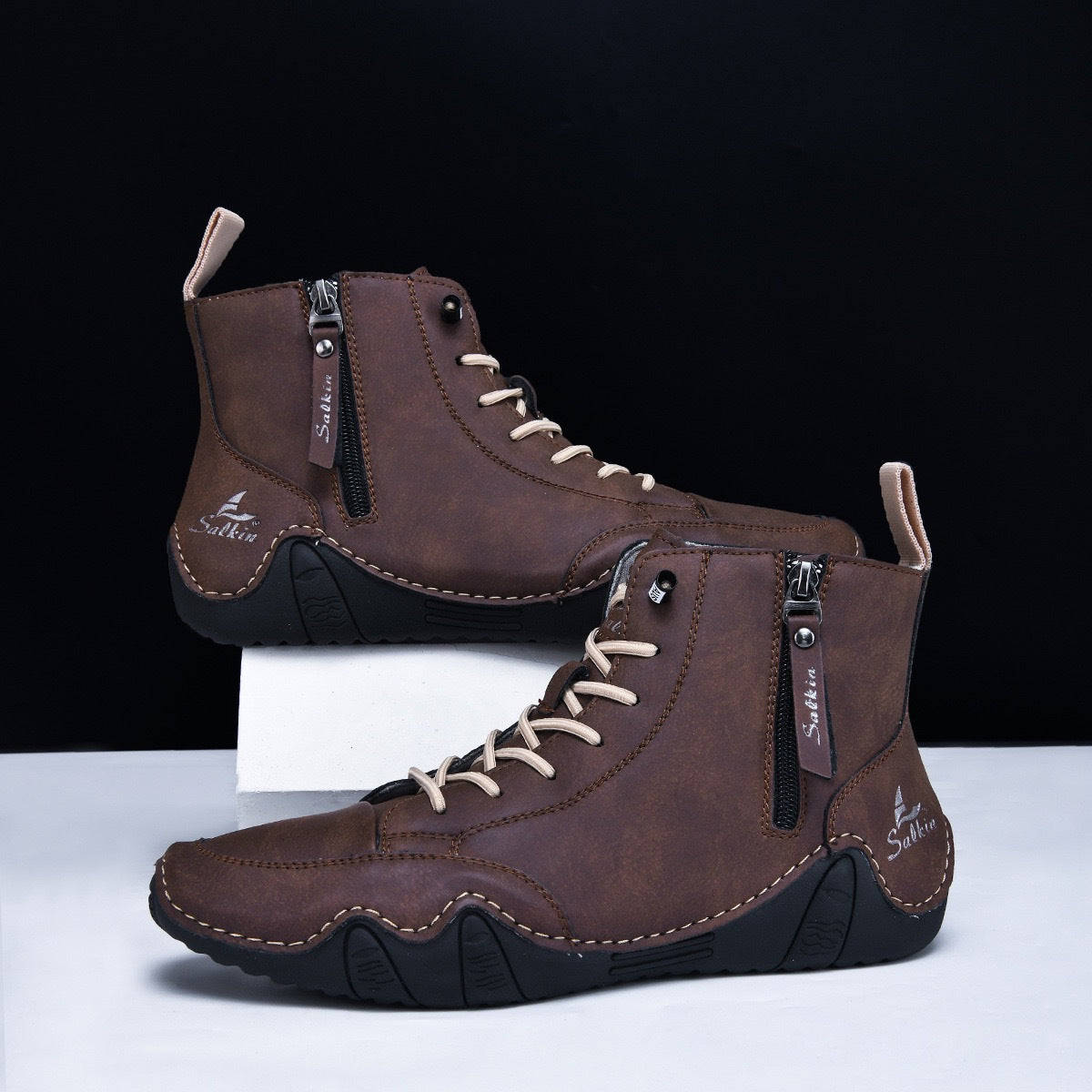 Botines altos de hombre en piel sintética — Estilo Martin artesanal con cremallera lateral