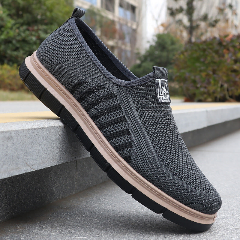 Zapatillas slip-on para hombre — Diseño casual con suela blanda y punta redonda