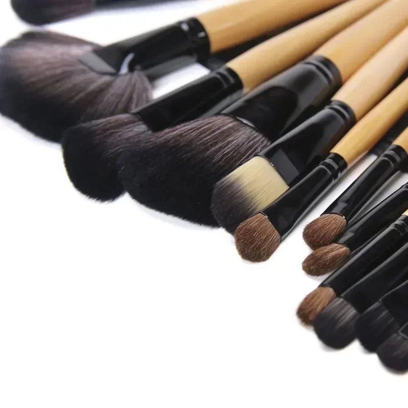 Set de 24 Brochas de Maquillaje Profesional con Bolsa de Almacenamiento