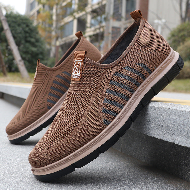 Zapatillas slip-on para hombre — Diseño casual con suela blanda y punta redonda