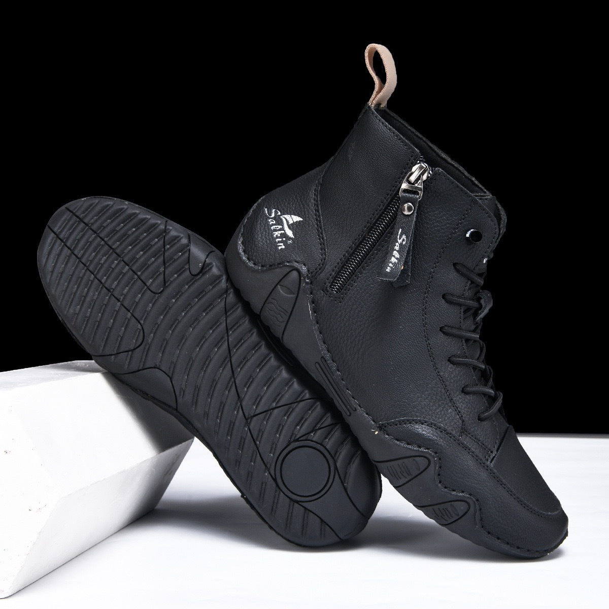 Botines altos de hombre en piel sintética — Estilo Martin artesanal con cremallera lateral