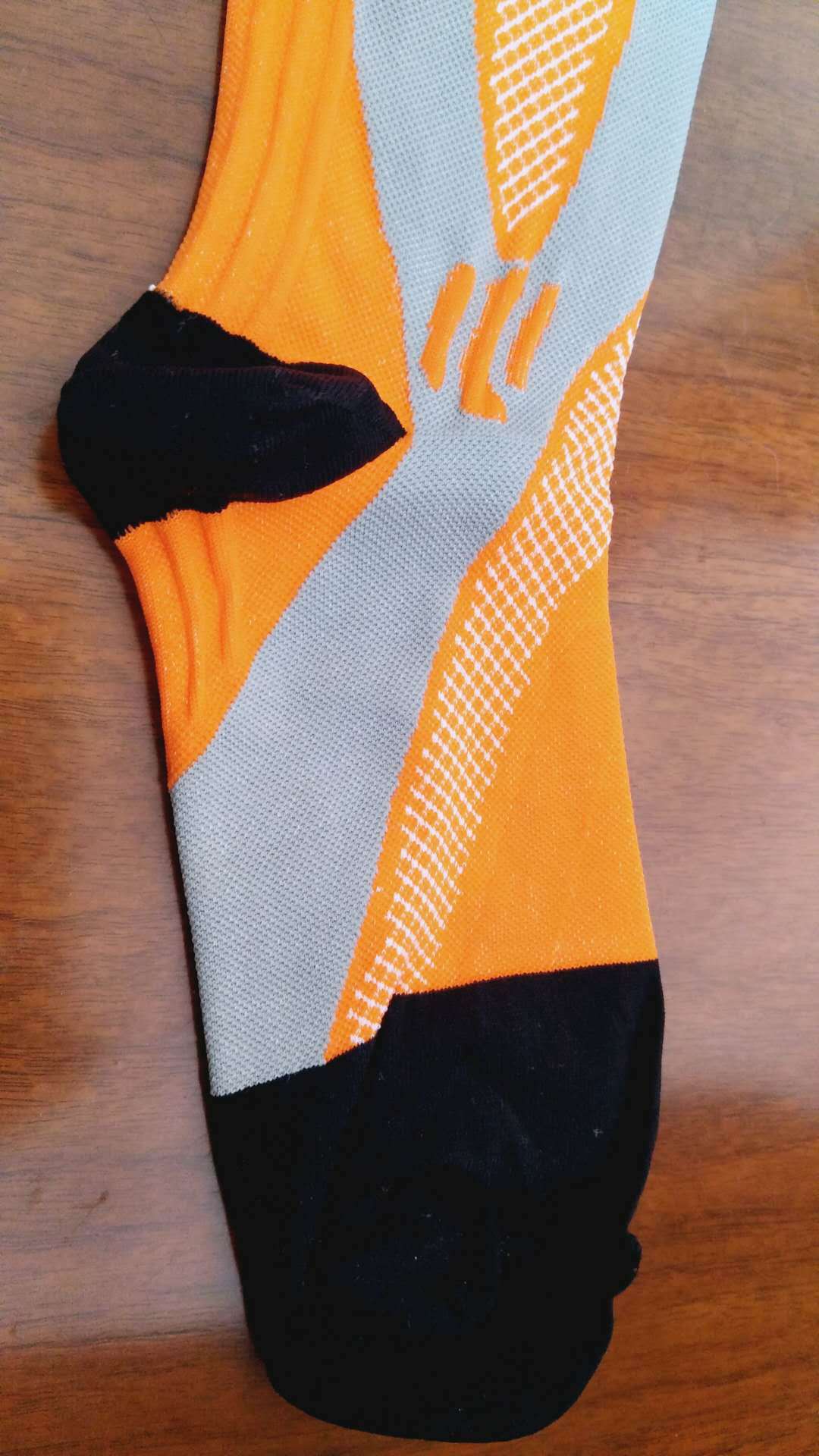 Calcetines de Compresión Graduada Unisex – Circulación y Recuperación Deportiva