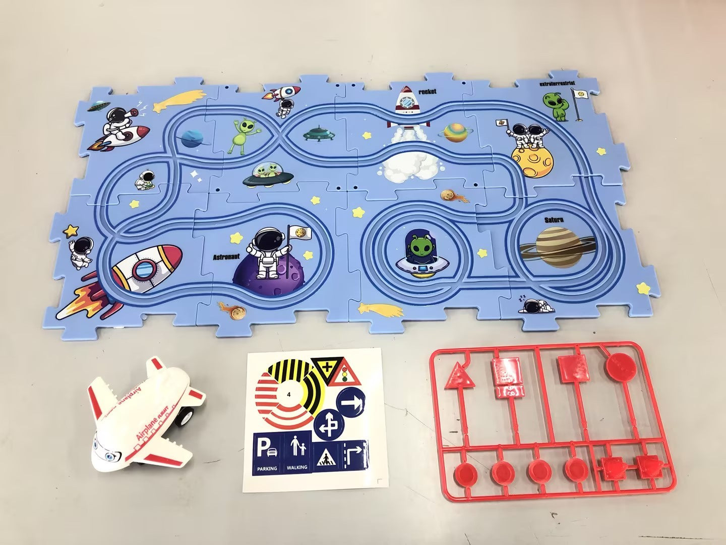 Pista Eléctrica de Puzzle para Niños – Coche Automático DIY Creativo