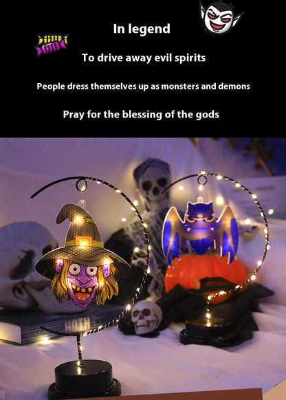 Lámpara Decorativa de Bruja en Hierro Forjado – Luz LED de Halloween