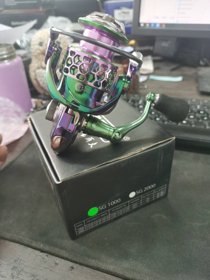 Carrete de pesca metálico profesional para mar – acero inoxidable y rodamientos de alta precisión